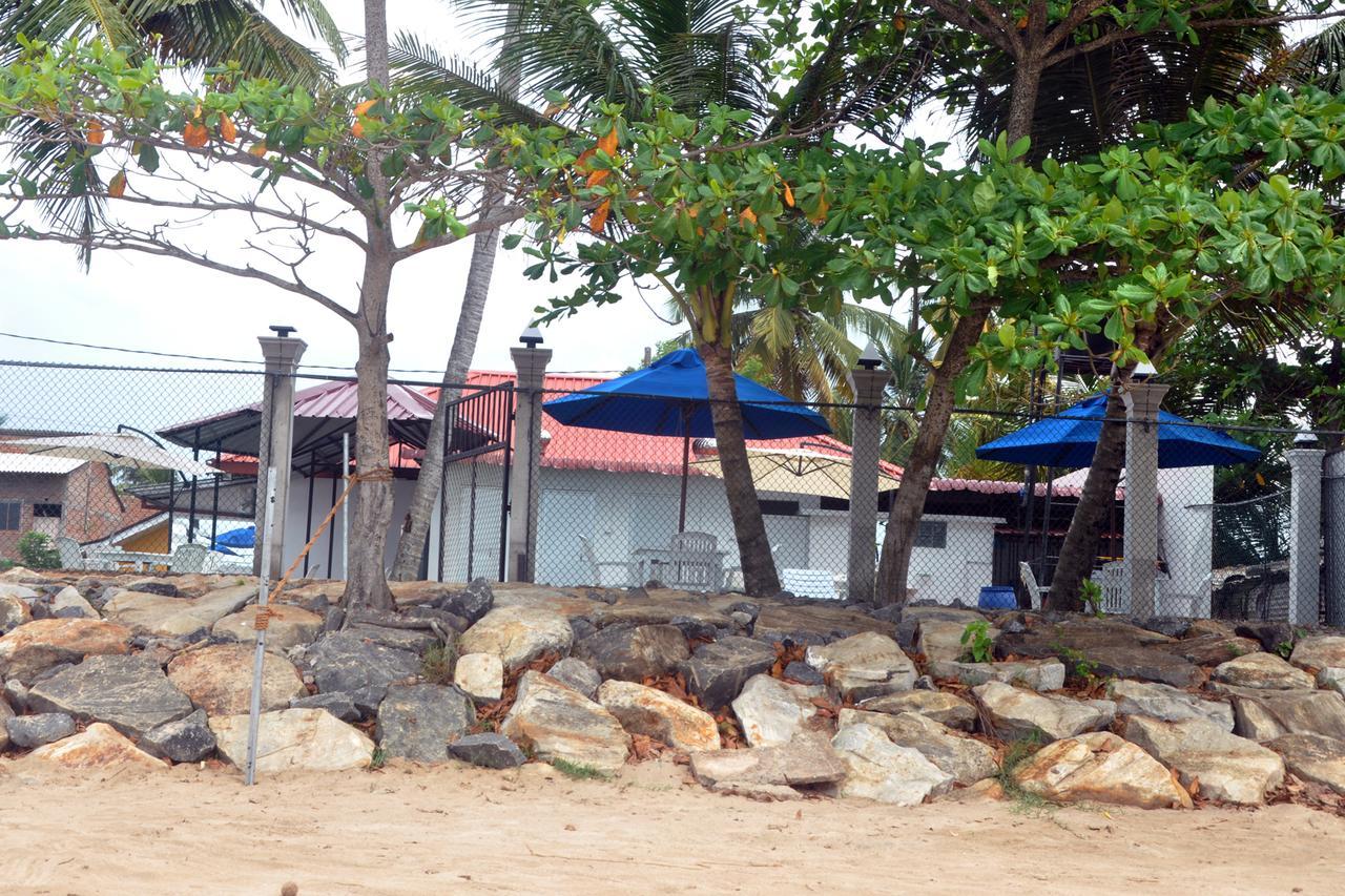 Estuary Hotel Matara Exterior photo